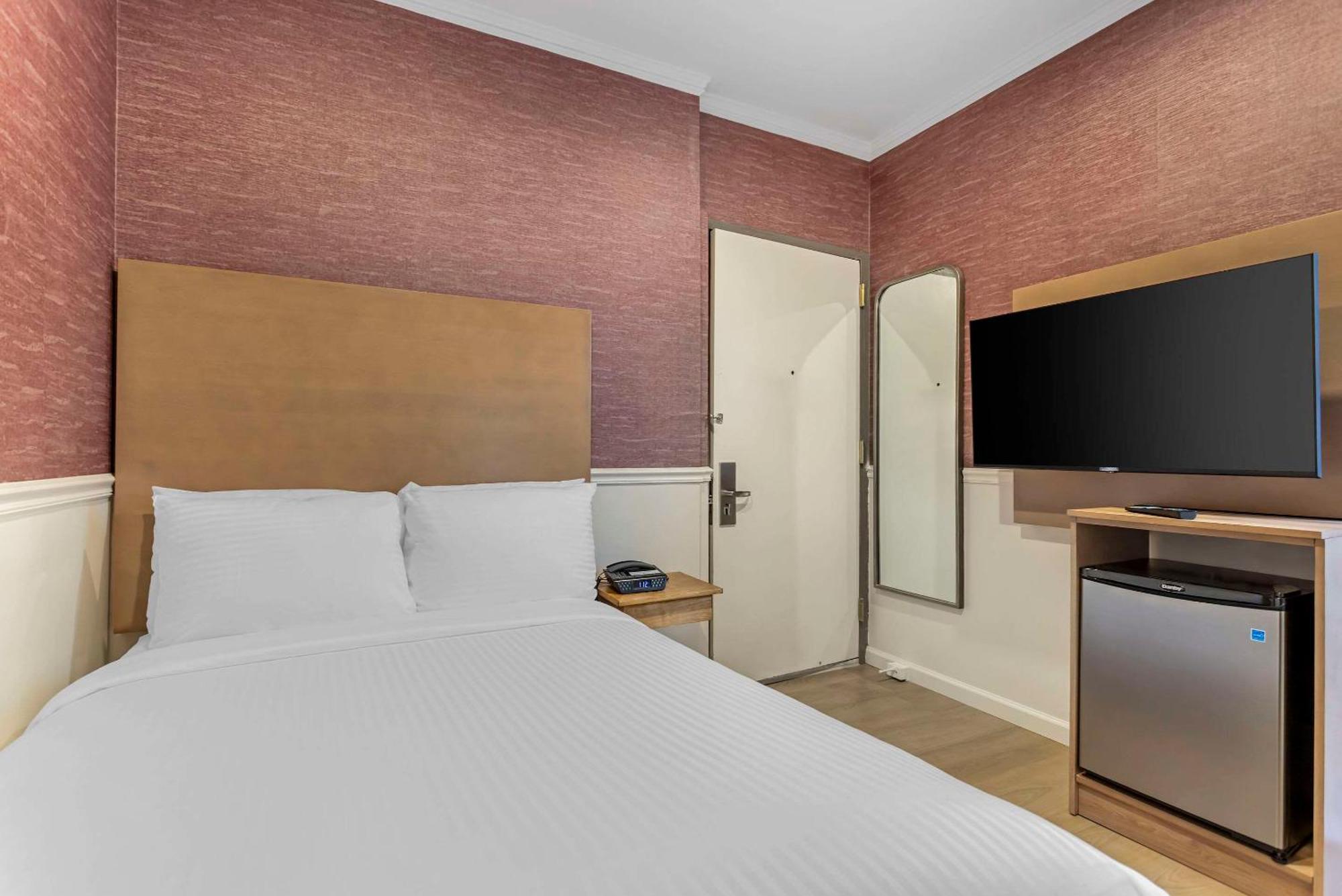 The Mayfair Hotel Times Square, Ascend Hotel Collection New York Exterior photo