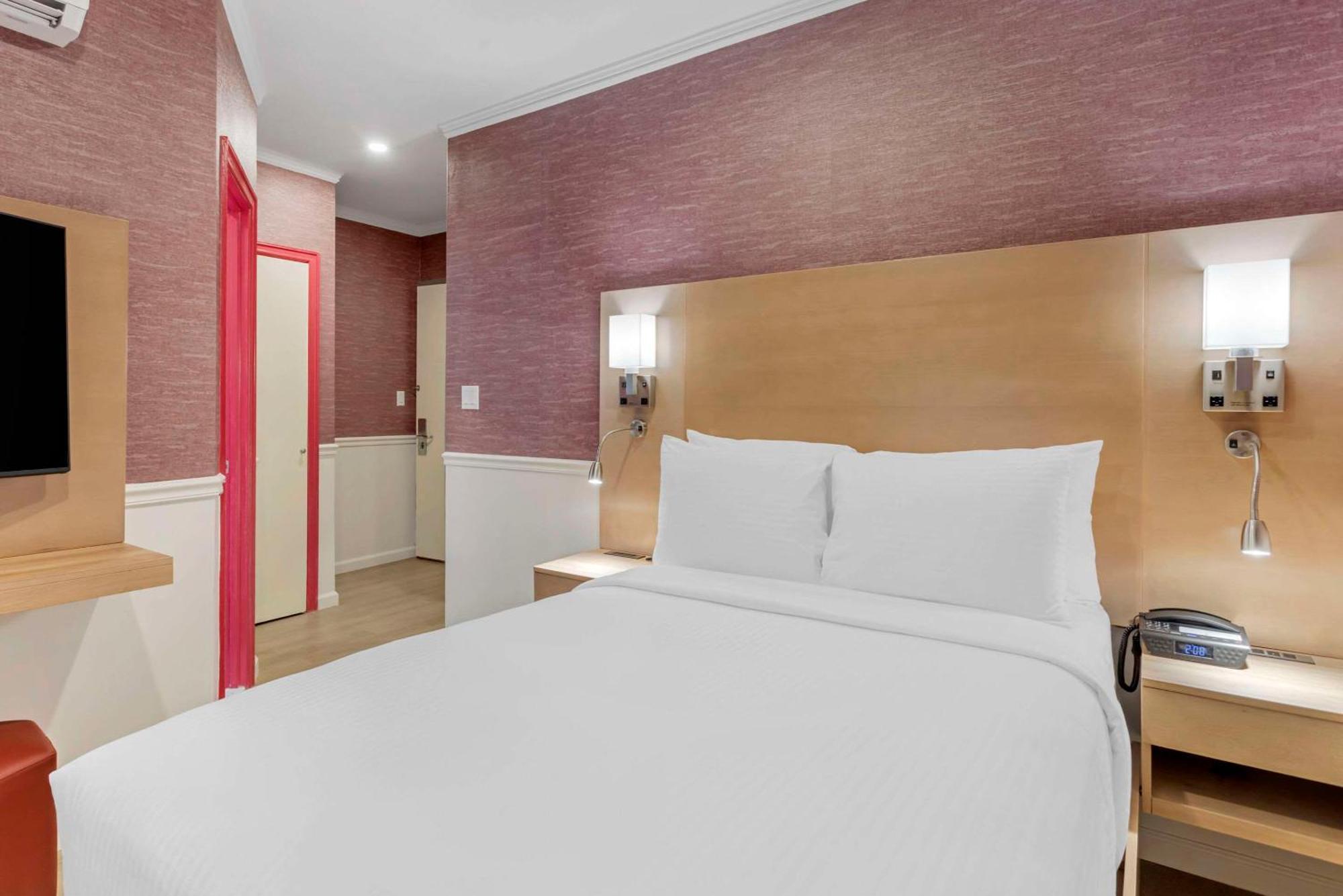 The Mayfair Hotel Times Square, Ascend Hotel Collection New York Exterior photo